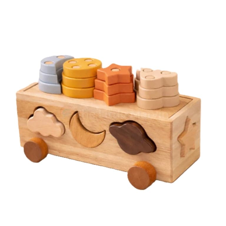 De kleine Marvin Montessori-vormensorteerauto