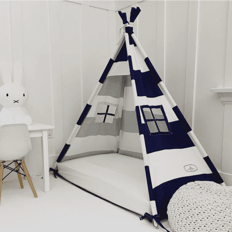 Domestic Objects Speeltent Luifel Twin Vloerbed in Marineblauw en Witte Streep