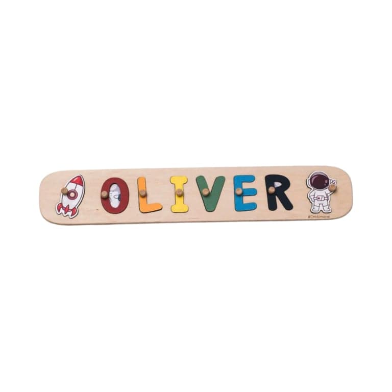 ChildUniverse Naampuzzel Raket met Pinnen Naampuzzel1