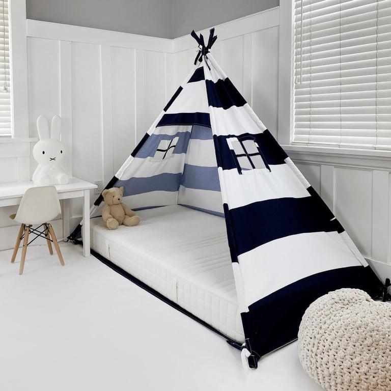 Montessori Domestic Objects Speeltent Luifel Twin Vloerbed in Marineblauw en Witte Streep