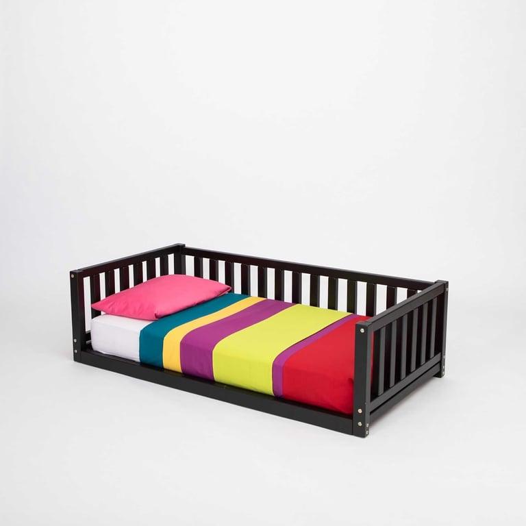 Montessori Sweet Home From Wood Vloerbed Met 3 Relingzijden Enkel Zwart