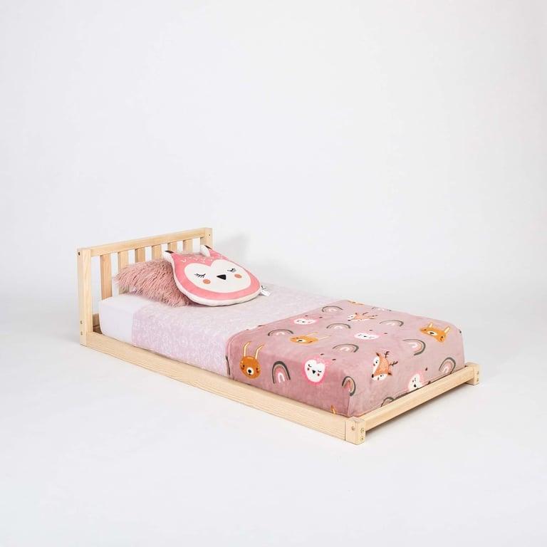 Montessori Sweet Home From Wood Tweepersoons Houten Vloerbed Met Hoofdbord Dubbel Dennenhout