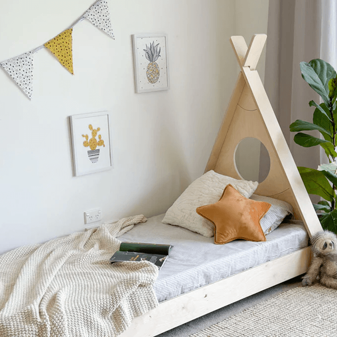 Montessori Magic of Wood Tipi Vloerbed King Single