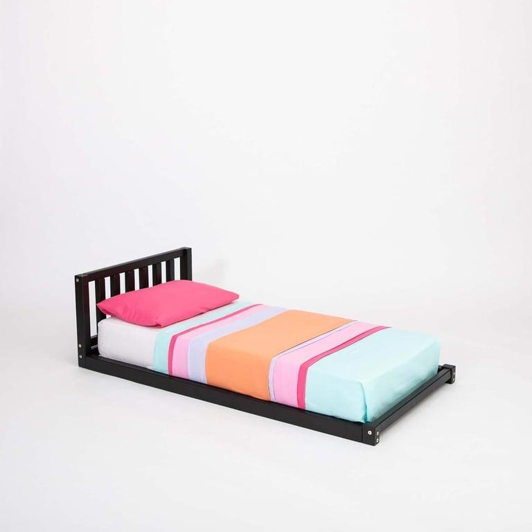 Sweet Home From Wood Eenpersoons Houten Vloerbed Met Hoofdeinde Zwart