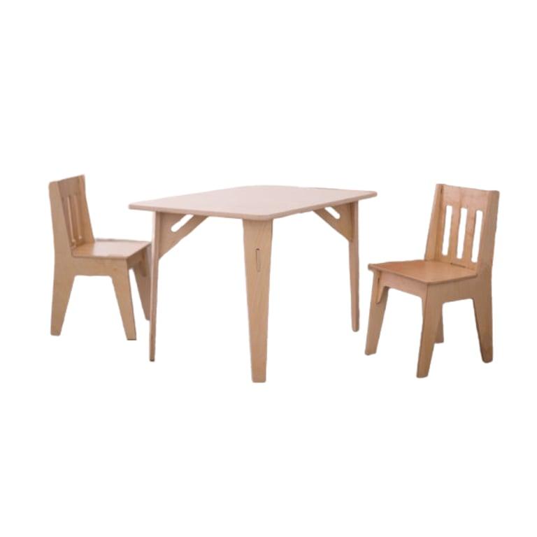 Montessori Sprout Kids Tafel en Stoelen Set Afgewerkt Berk